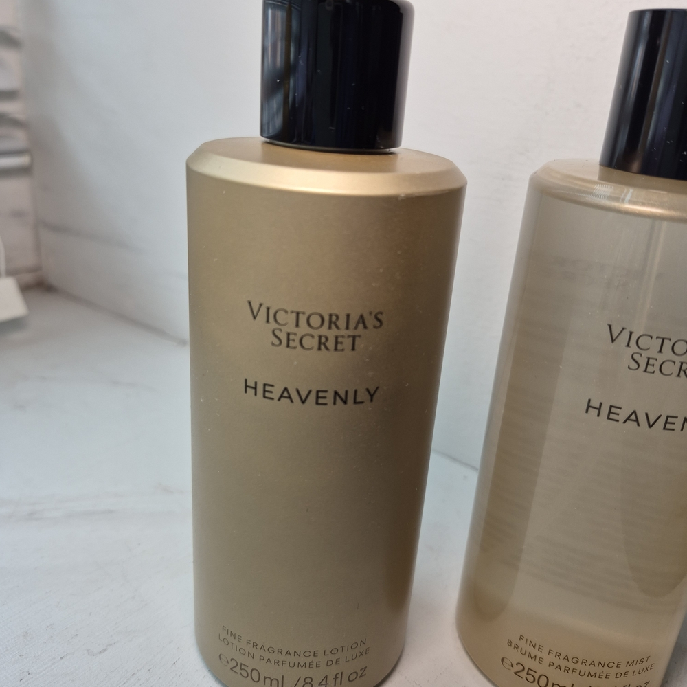 Victoria's Secret Heavenly Body Lotion & Mist in Gold - Picture 4 of 4